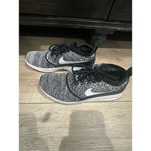 Nike Air Max Thea Ultra Flyknit Women's Sneakers